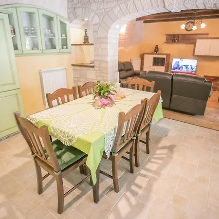 Cozy Corner - Tinjan, Istria